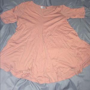 Creamy orange/coral flowy blouse